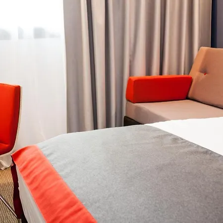Express Toulouse Airport By Ihg Hotel