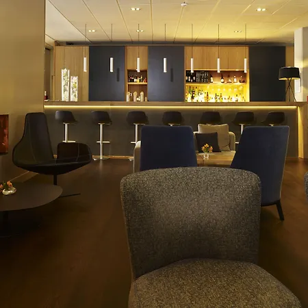 Express Toulouse Airport By Ihg Hotel 3*
