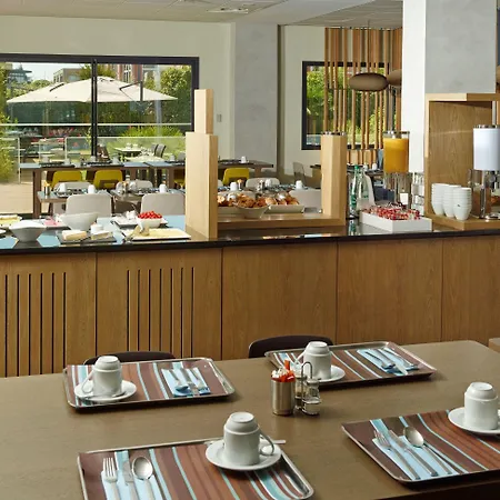 Express Toulouse Airport By Ihg Hotel Blagnac