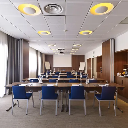 Hotel Express Toulouse Airport By Ihg