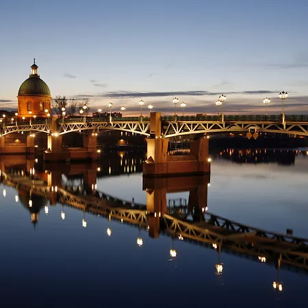 Express Toulouse Airport By Ihg Hotel