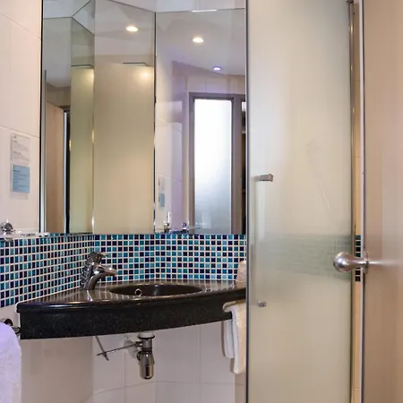 Express Toulouse Airport By Ihg Hotel