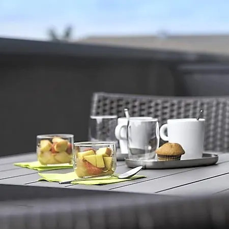 Express Toulouse Airport By Ihg Hotel 3*