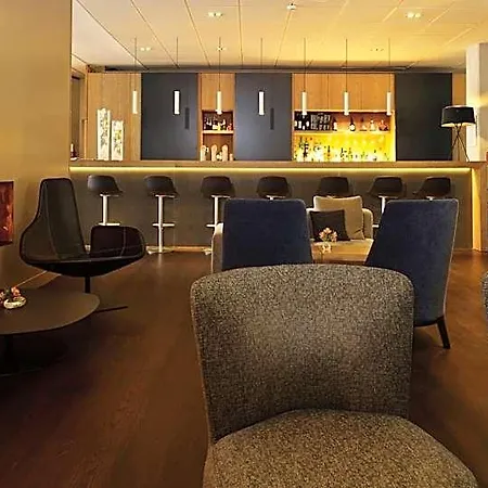 Hotel Express Toulouse Airport By Ihg 3*