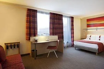 Express Toulouse Airport By Ihg Hotel 3*