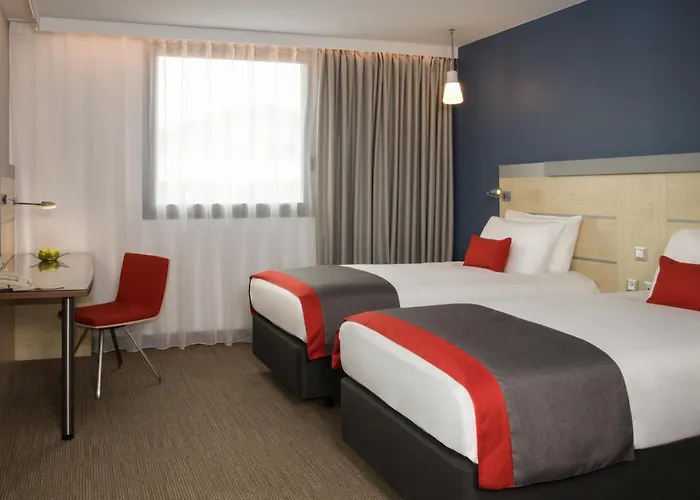 Express Toulouse Airport By Ihg Hotel