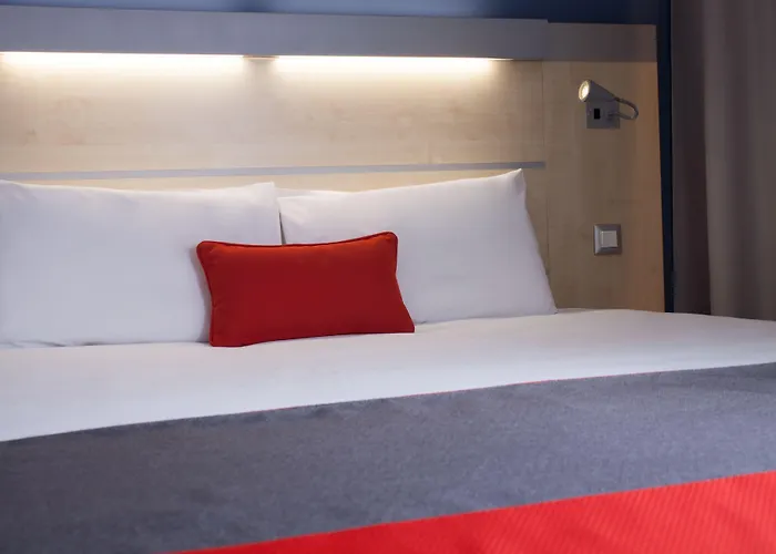 Express Toulouse Airport By Ihg Hotel