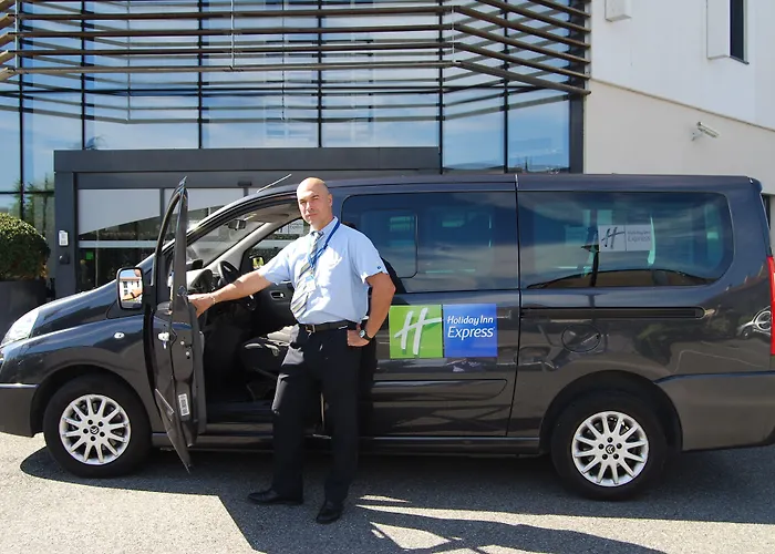 Express Toulouse Airport By Ihg Hotel 3*