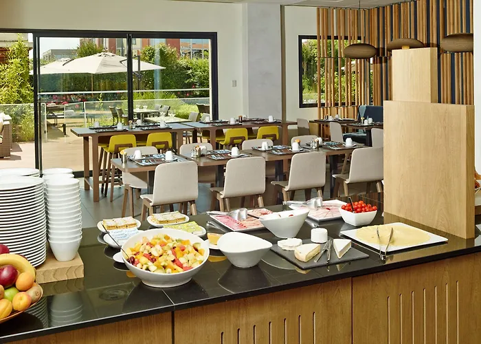 Hotel Express Toulouse Airport By Ihg