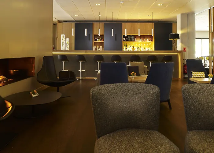 Express Toulouse Airport By Ihg Hotel 3*