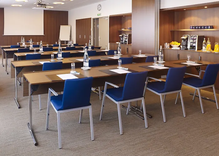 Express Toulouse Airport By Ihg Hotel Blagnac