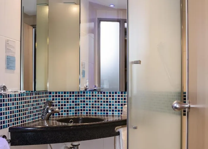 Express Toulouse Airport By Ihg Hotel