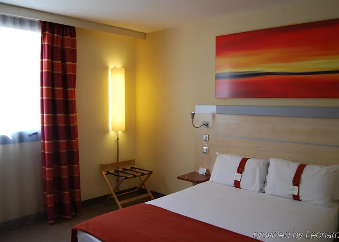 Express Toulouse Airport By Ihg Hotel