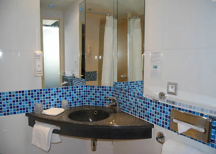 Express Toulouse Airport By Ihg Blagnac